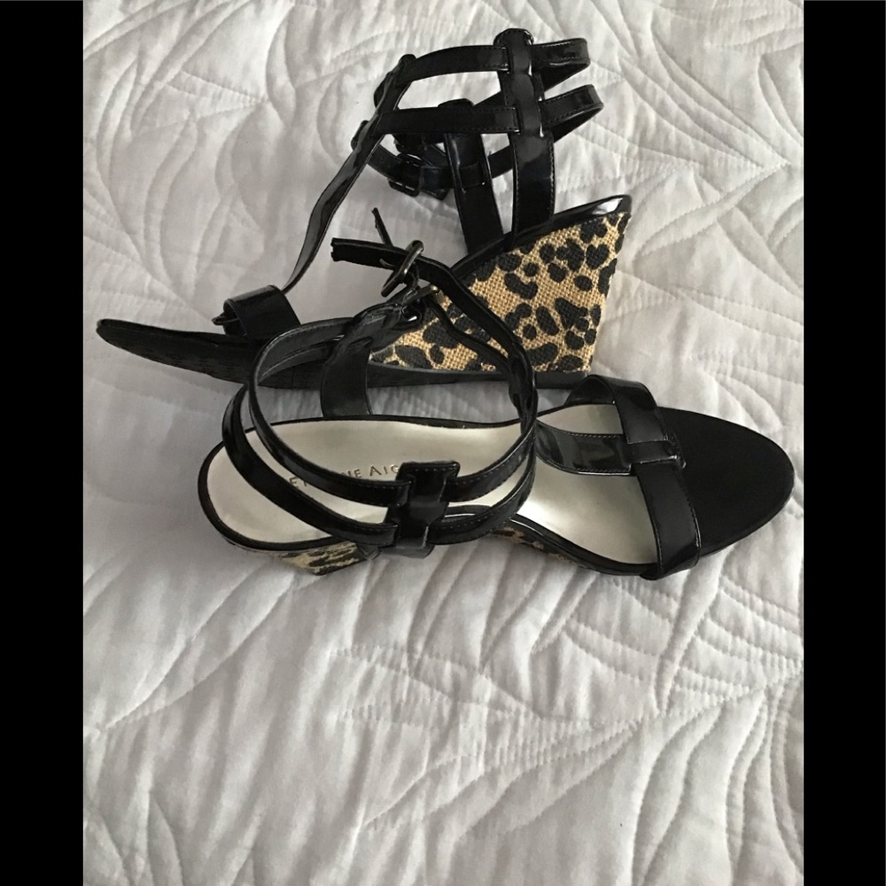 Sandal wedges